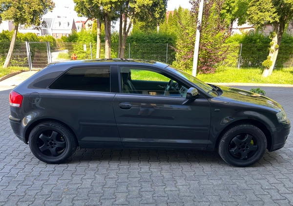 Audi A3 cena 9500 przebieg: 212000, rok produkcji 2003 z Bieruń małe 211
